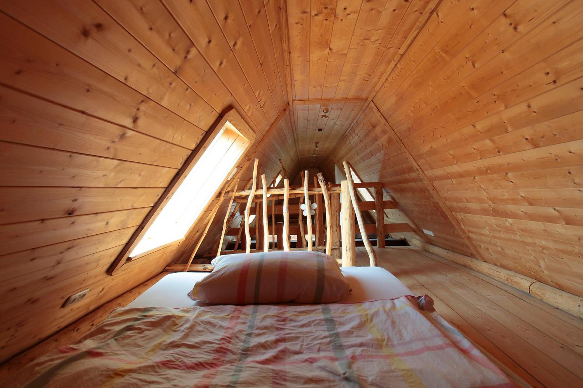 Gemuetliches Apartment Mit Galerie Im Ferienhof Litzendorf ภายนอก รูปภาพ